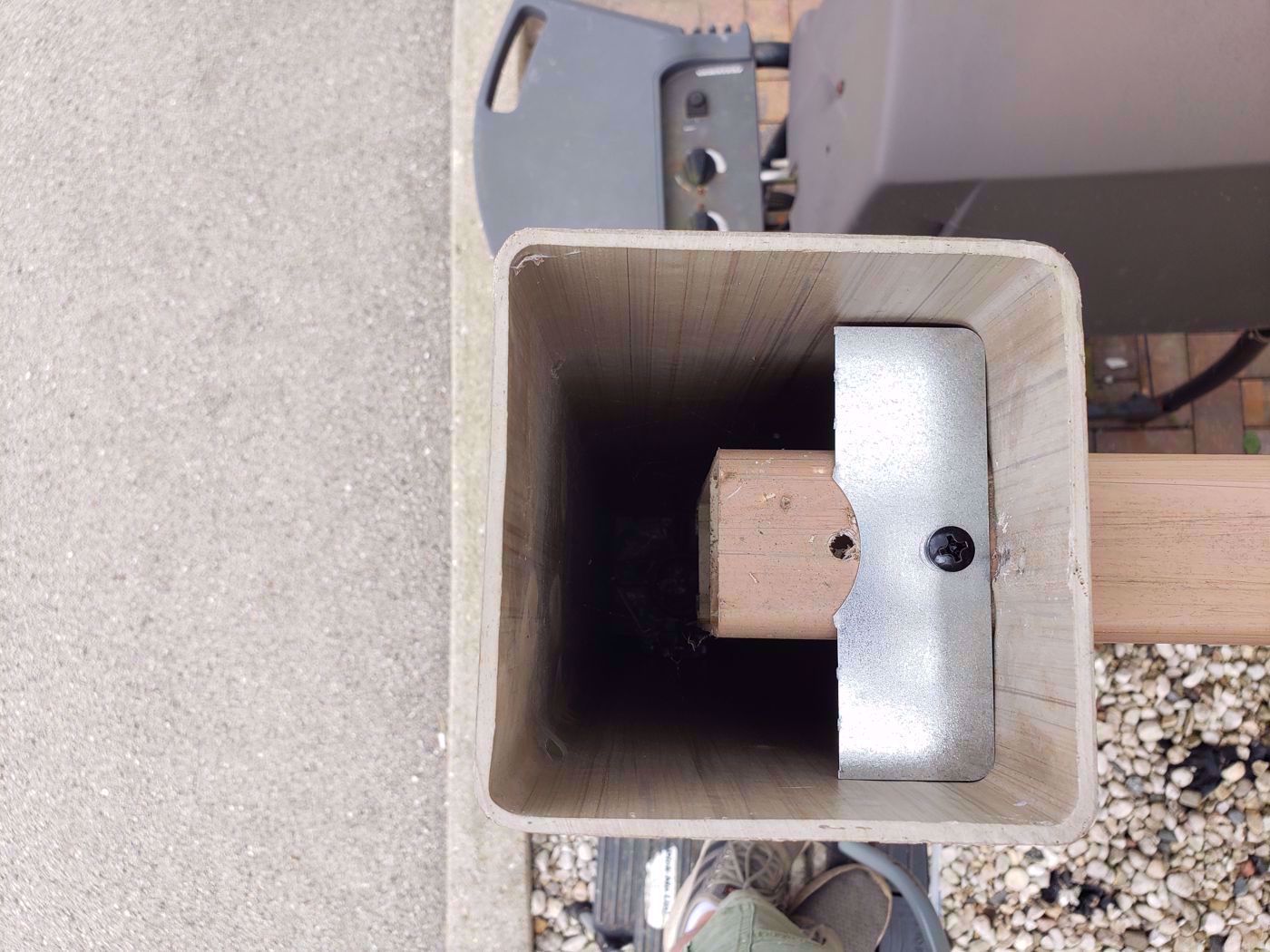 Stainless Steel Vinyl/PVC Rail Lock Secures Vinyl Rails